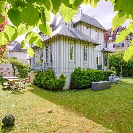 Harmony - Heart Of 4* Deauville